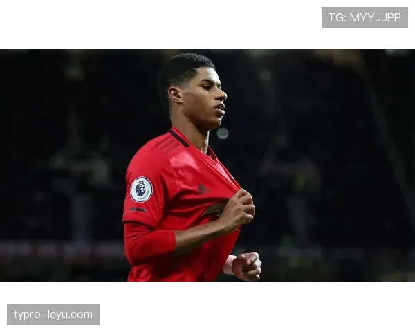 拉什福德锋线发威，率队强势攻破防线